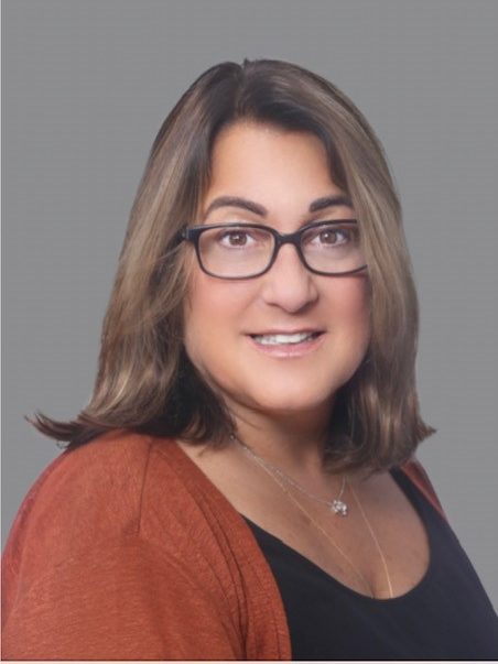 Photo of Lynne K