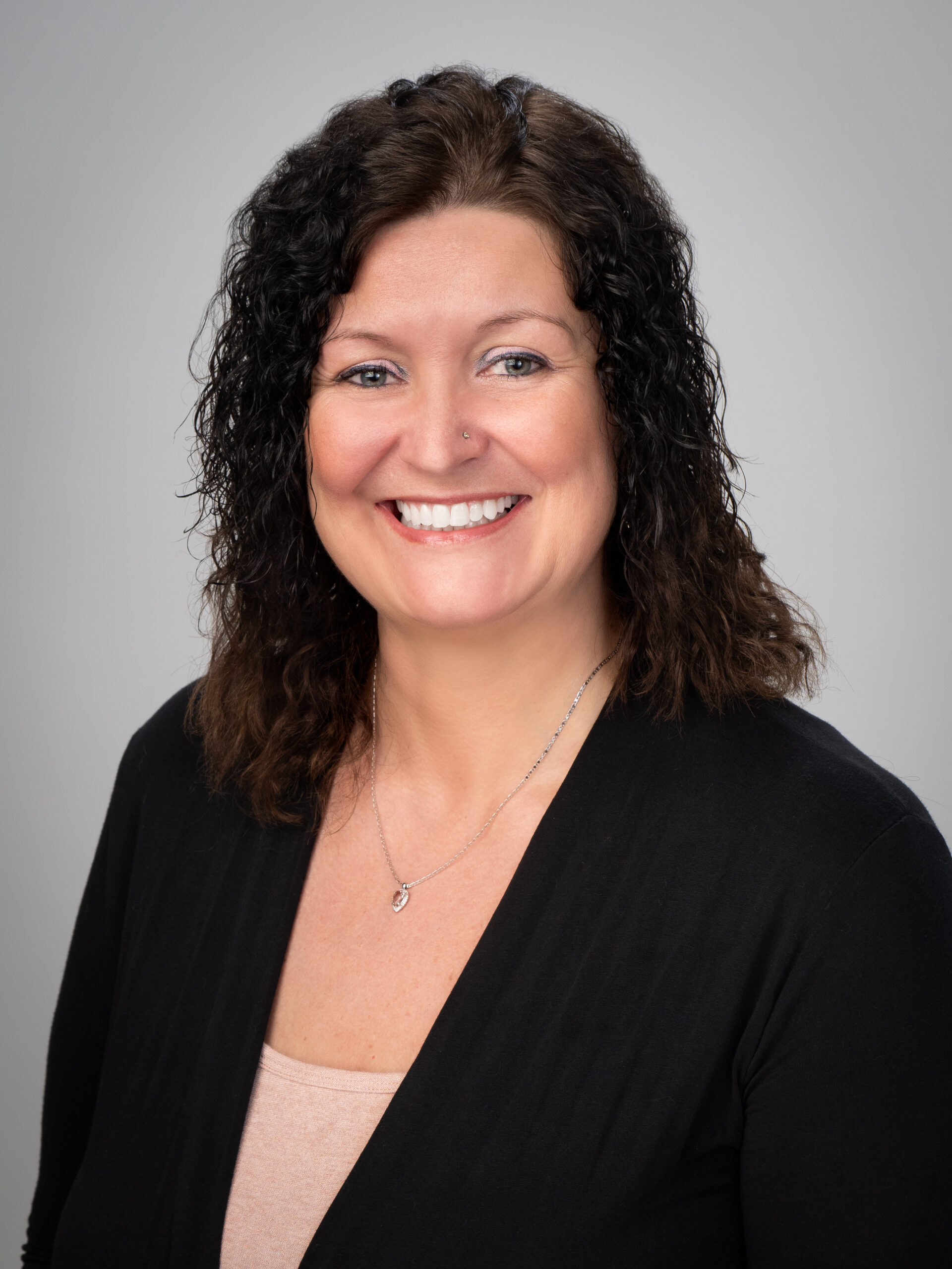 Photo of Stephanie Thompson-Roy