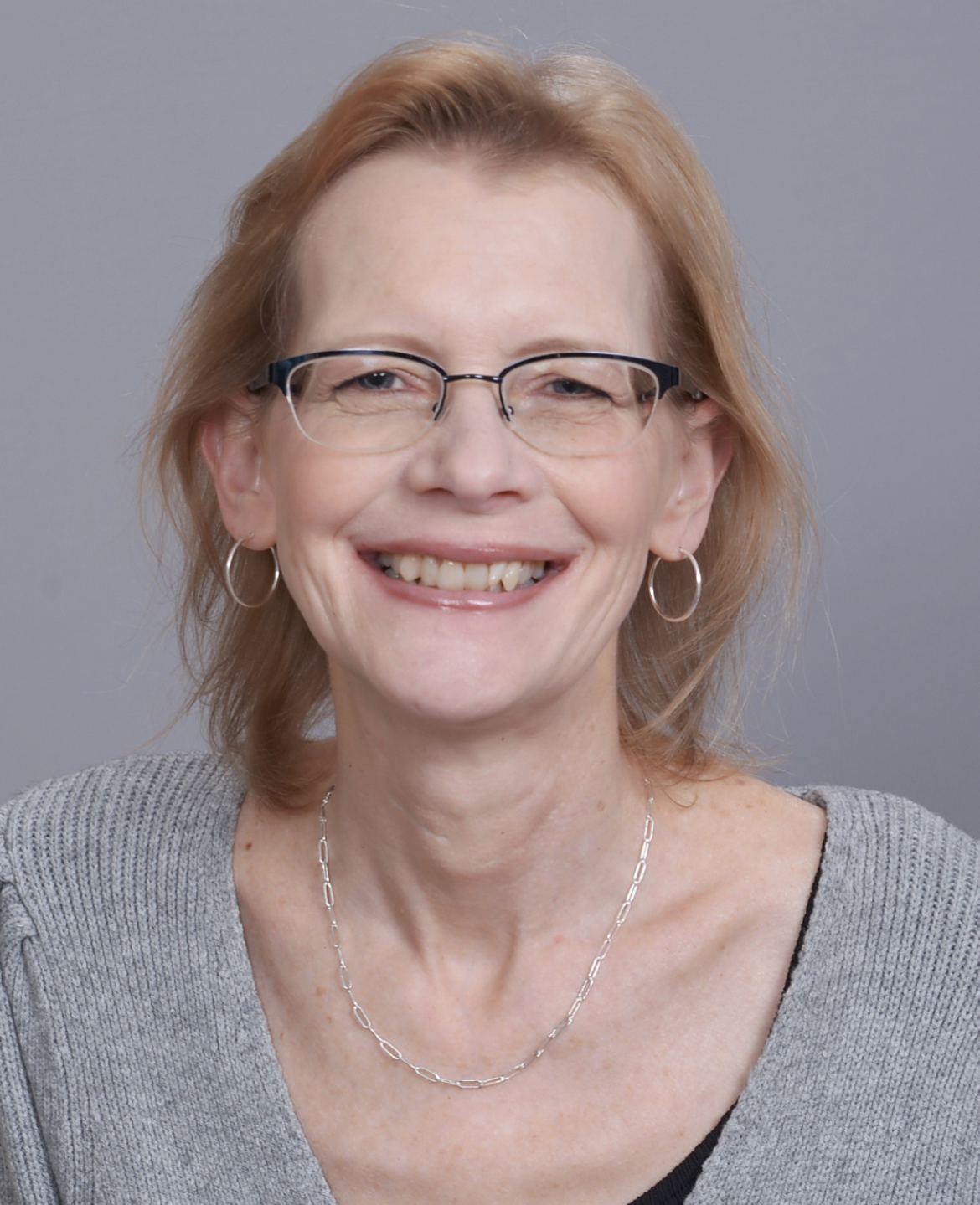 Photo of Lucy Dupont